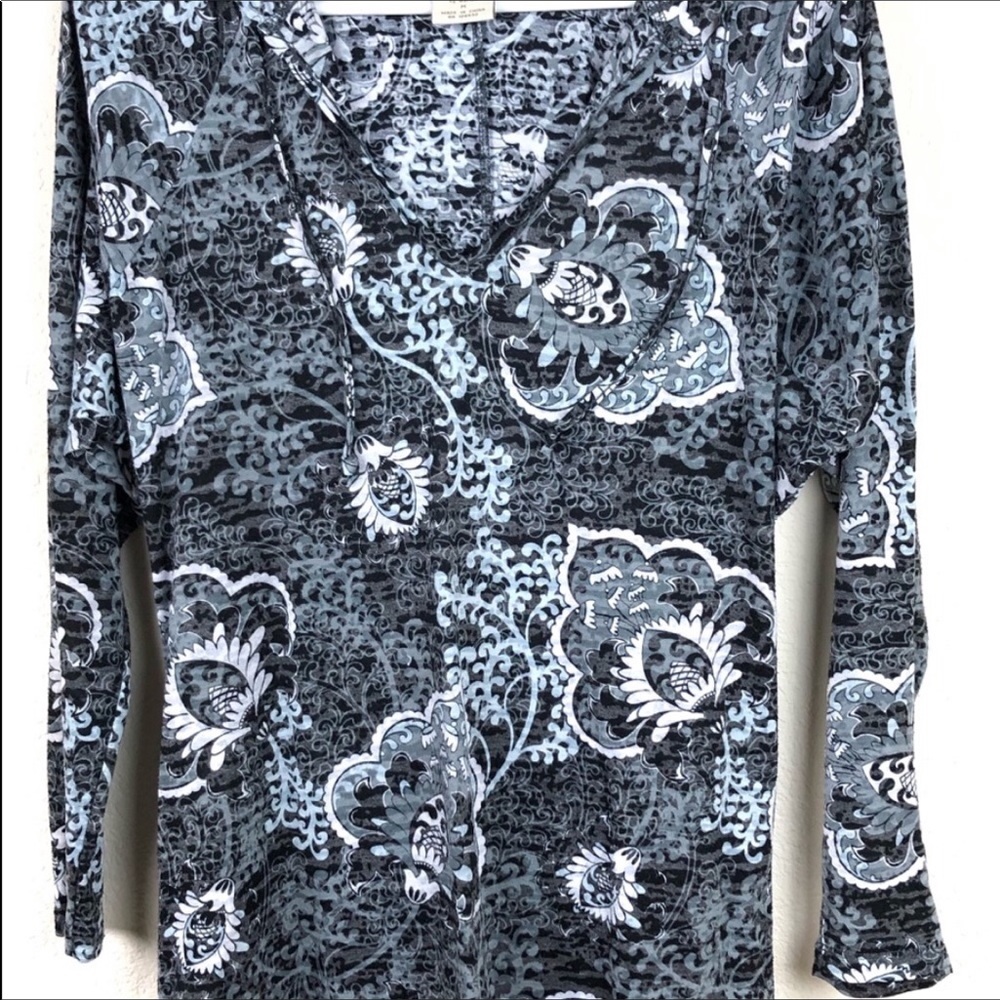 The Balance Collection hoodie. Long sleeved. - Picture 2 of 4